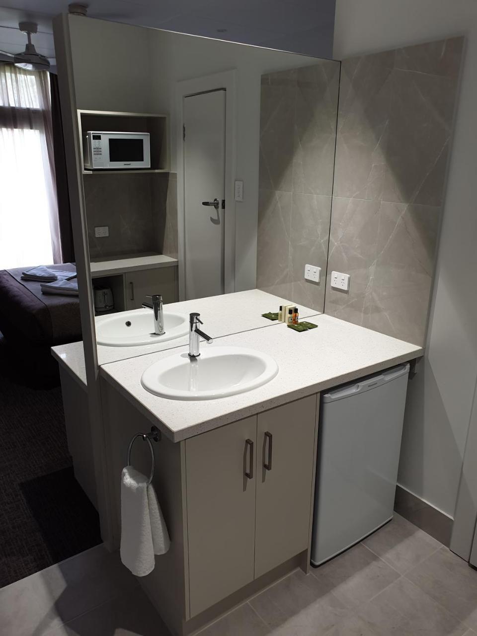 Naracoorte Hotel Motel Екстериор снимка
